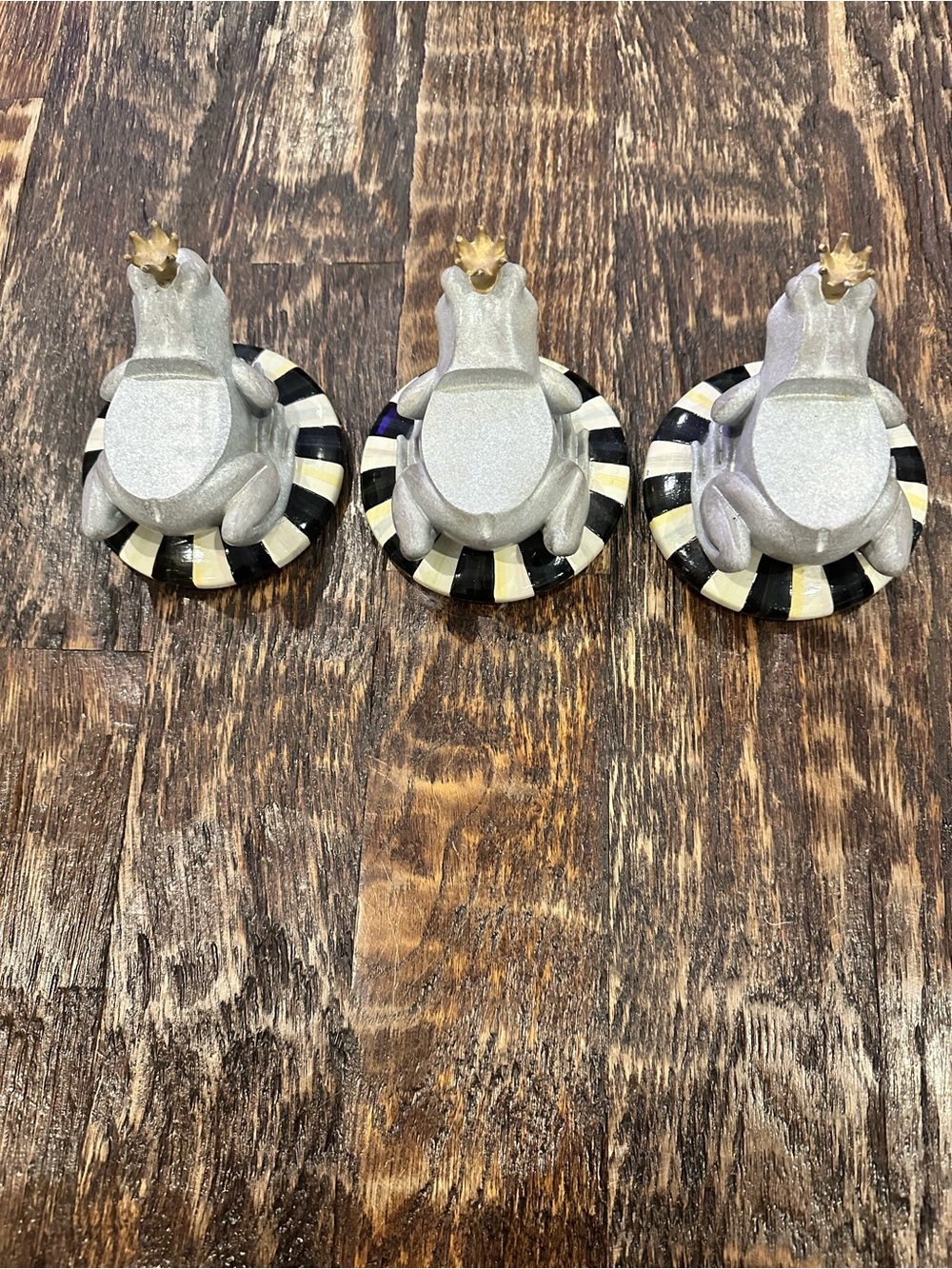 MacKenzie-Childs frog prince pot holders set of 3 Black & white base - retired - Picture 2 of 6